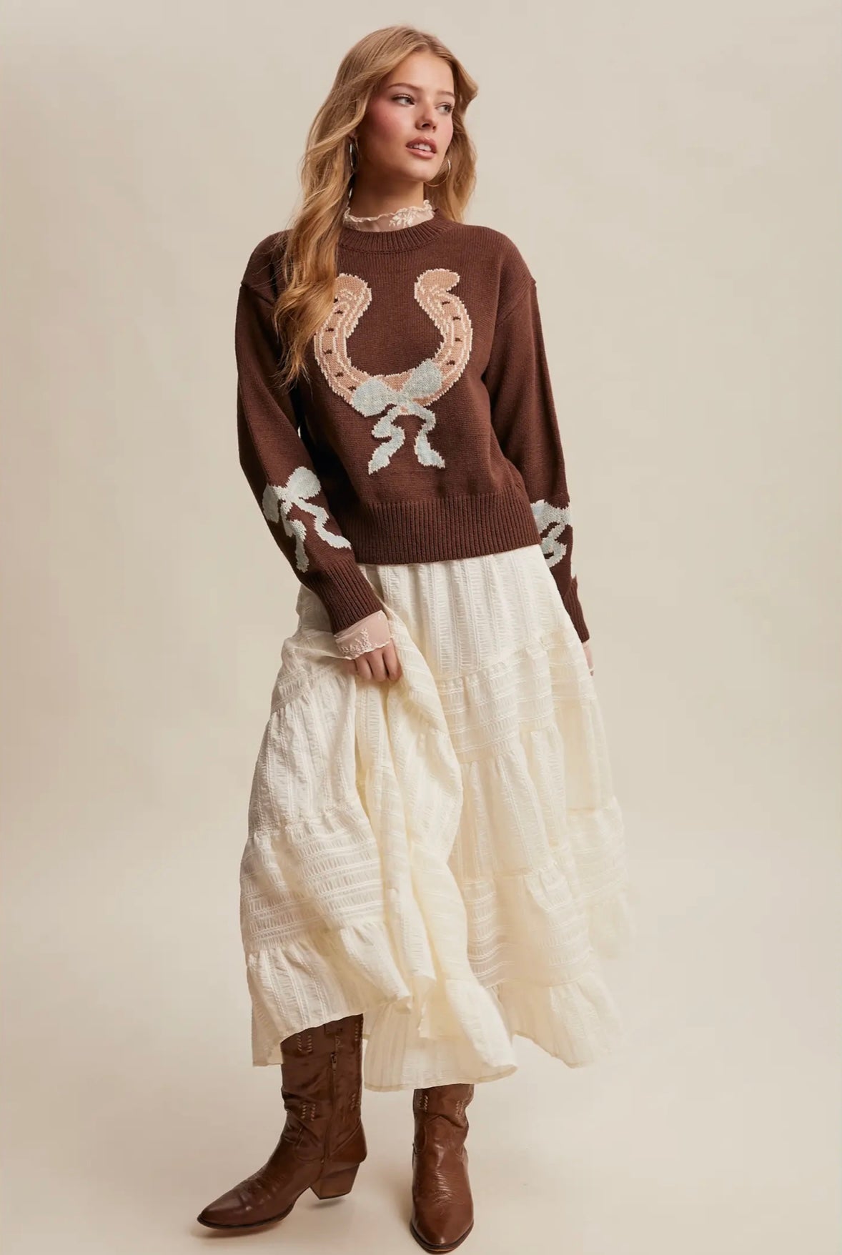 Heritage Horseshoe Sweater by Listicle